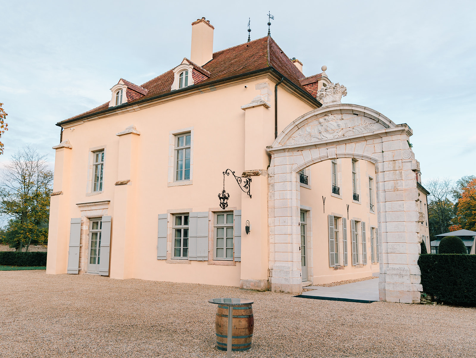 Elisa & Eivind — Mariage au château, France — photo Julien Bonjour